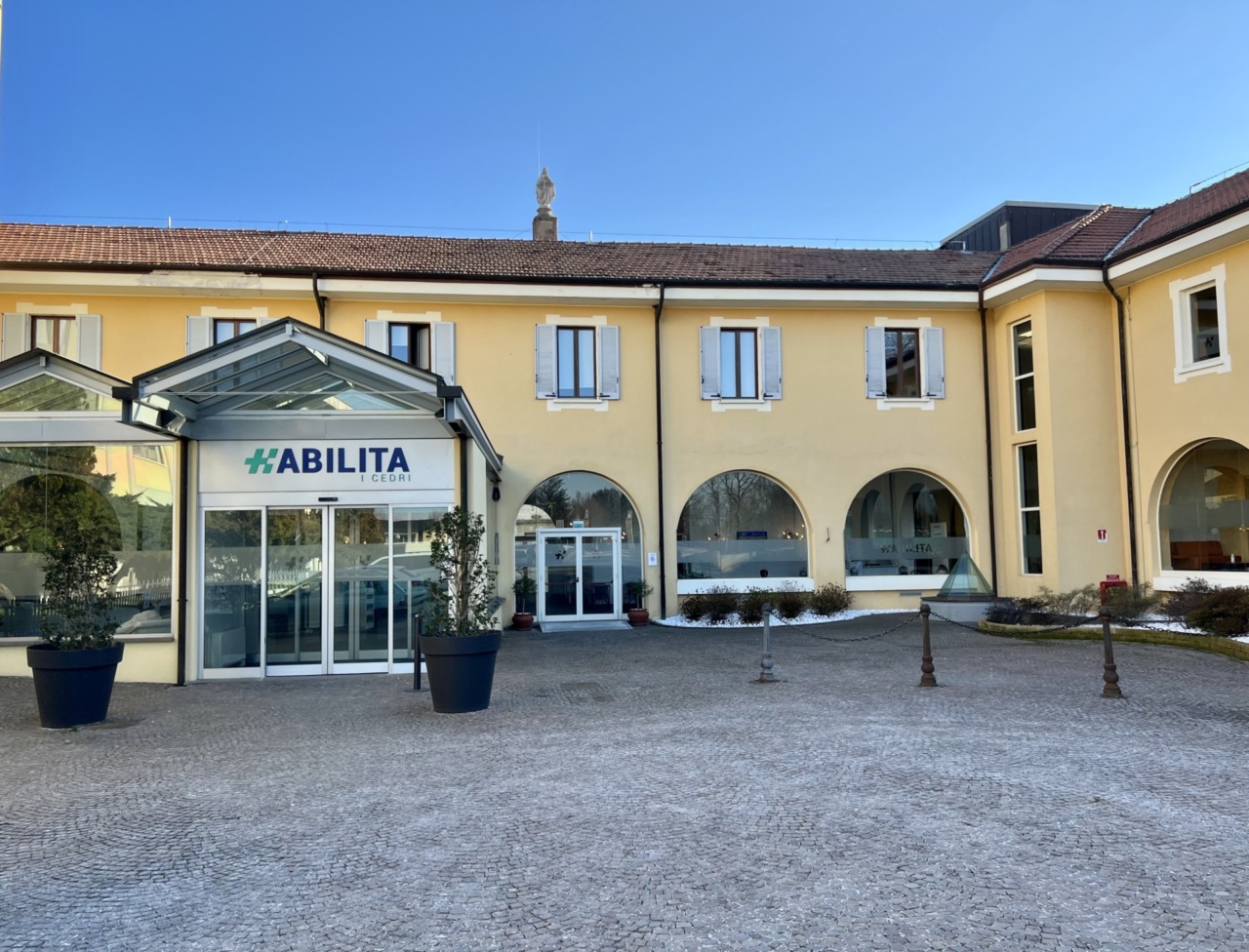 Cataratta: intervento rapido e indolore a Fara Novarese con l’équipe di Habilita I Cedri