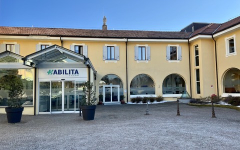 Cataratta: intervento rapido e indolore a Fara Novarese con l’équipe di Habilita I Cedri