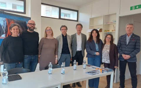 Un progetto dedicato agli adolescenti: presentato a Borgomanero Stranger Teens