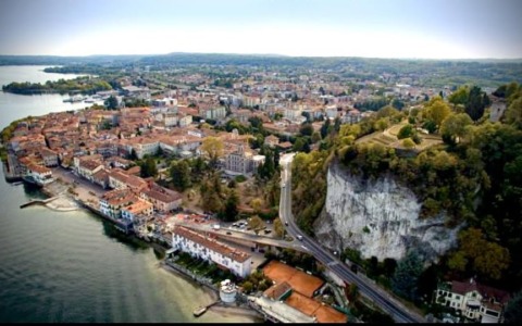 Arona sempre più meta di turismo stanziale: crescita record delle presenze