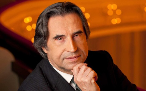 Riccardo Muti cittadino onorario di Novara, il consiglio approva all’unanimità: ecco il programma della giornata