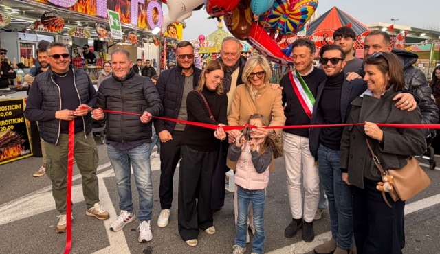 Arona, più 40.000 presenze per il luna park del Tredicino 2026