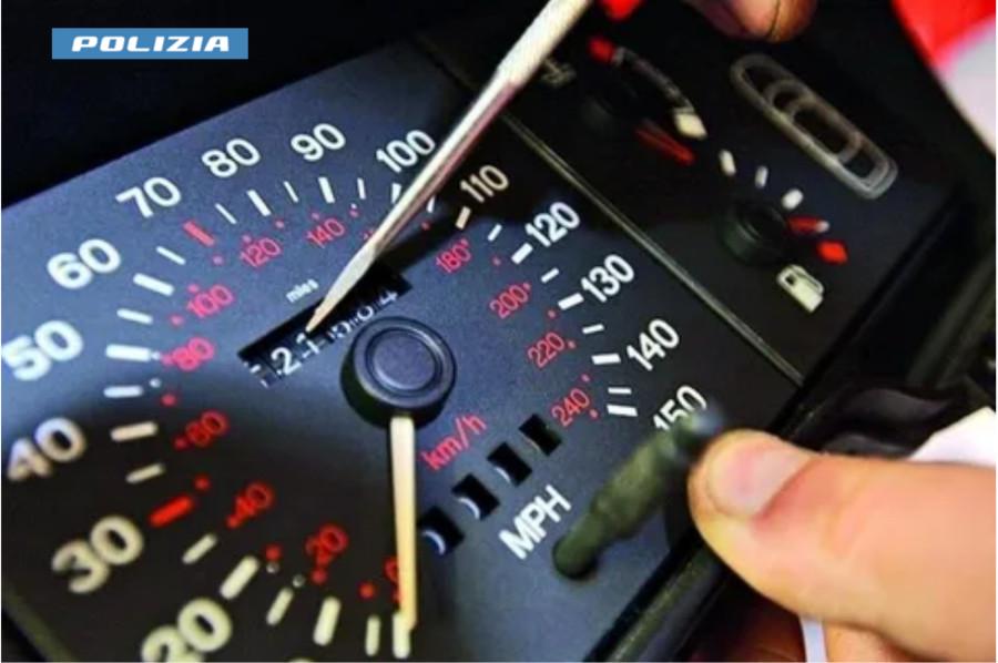 Revisioni false e chilometri scalati, la Polizia di Stato chiude due officine in provincia di Novara