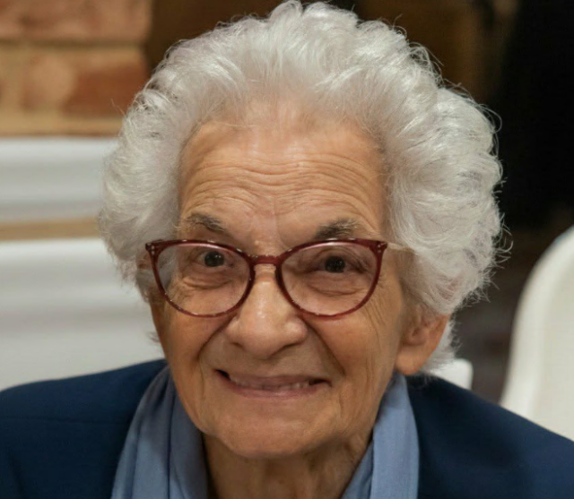 Gattico saluta la sarta del Carnevale dei bambini: Maria Anzoli aveva 87 anni