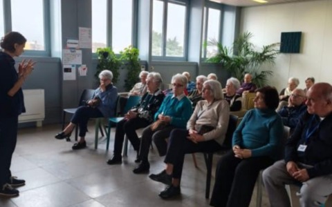 La cultura esce dalla biblioteca e arriva alla Casa di Giorno Aldo Mercoli