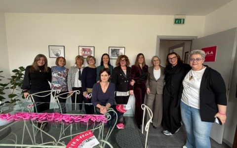 A Novara apre ELLAascolta, lo sportello di supporto per donne in difficoltà