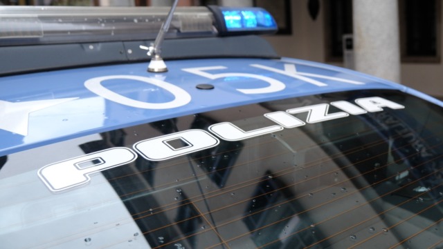 Ventenne denunciato per porto abusivo di armi: non si era fermato all’alt