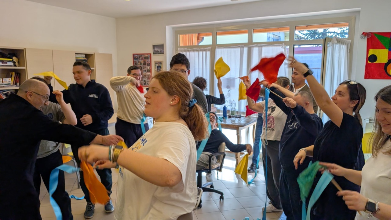 “La bellezza di ciò che manca”: il Cisa Ovest Ticino entra nelle scuole e nei centri per la disabilità