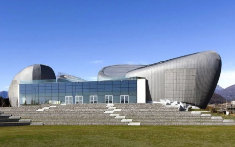 Graffiti dell’anima”: al Teatro Il Maggiore di Verbania l’impegno di AC VCO per la sicurezza dei giovani