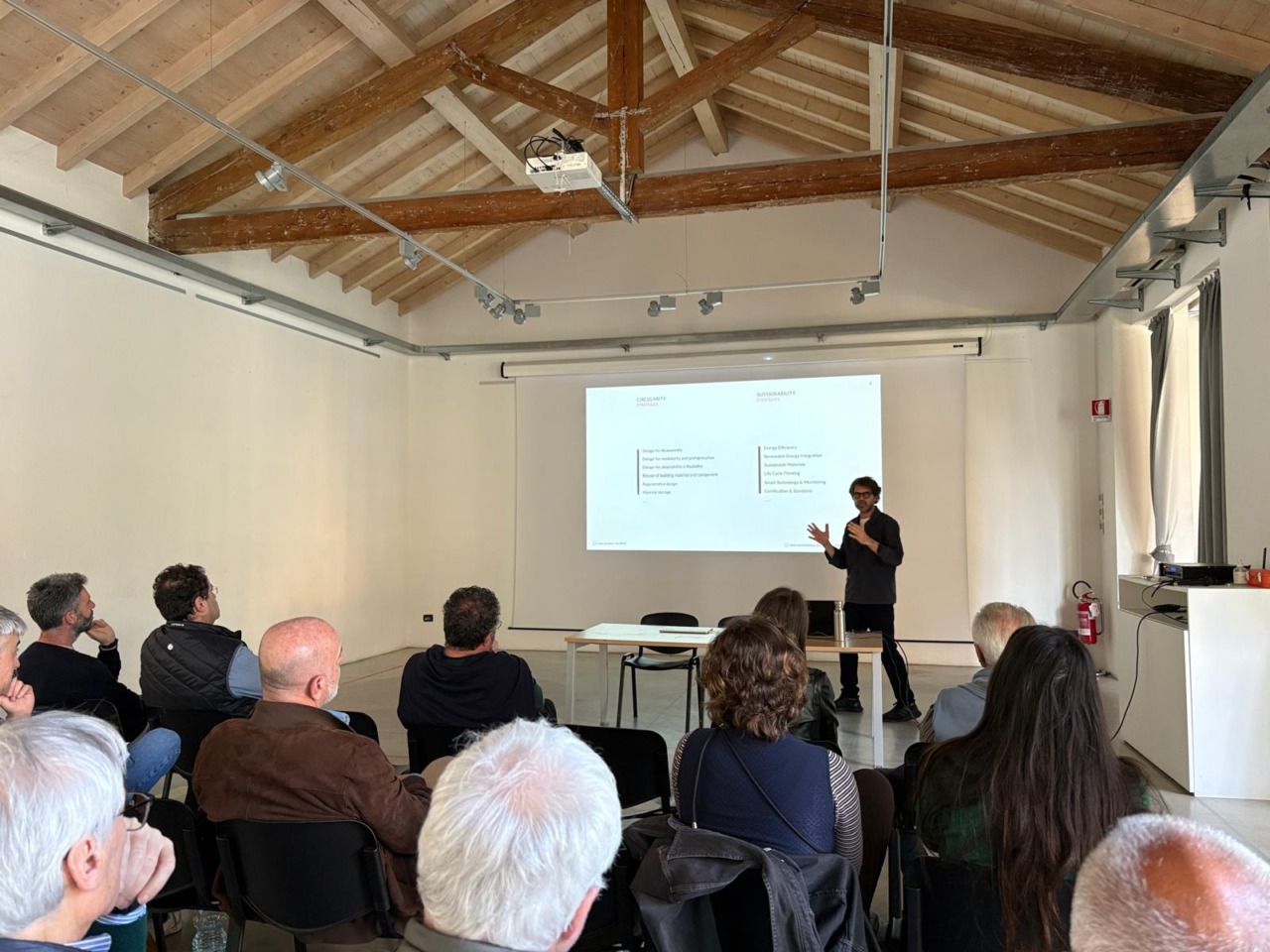 Architettura circolare e sostenibile, partecipazione a Casa Ceretti per l’incontro con Paolo Simeone