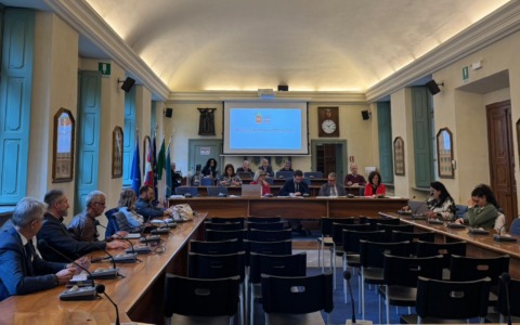 Rendiconto 2025, Provincia di Novara in equilibrio: investimenti su strade, scuole e servizi