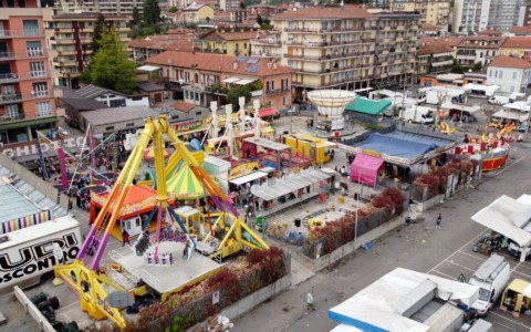 Verbania, torna il Luna Park sul lungolago di Intra: apertura il 24 aprile