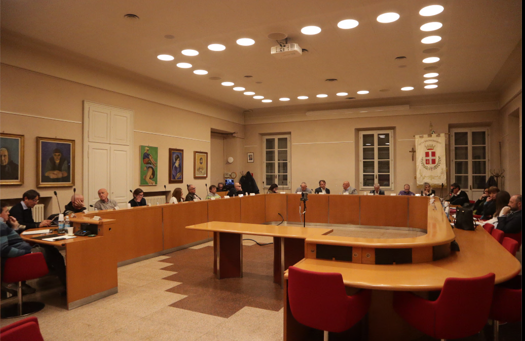 Domani a Borgomanero torna a riunirsi il Consiglio comunale