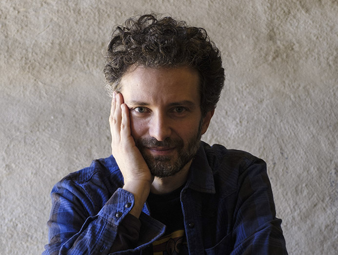 “A tu per tu con l’autore”: Alessandro Barbaglia incontra oltre 1.200 studenti del Novarese