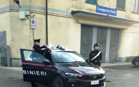 Sparatoria a Carpignano Sesia, proiettile finisce in una casa: indagano i carabinieri