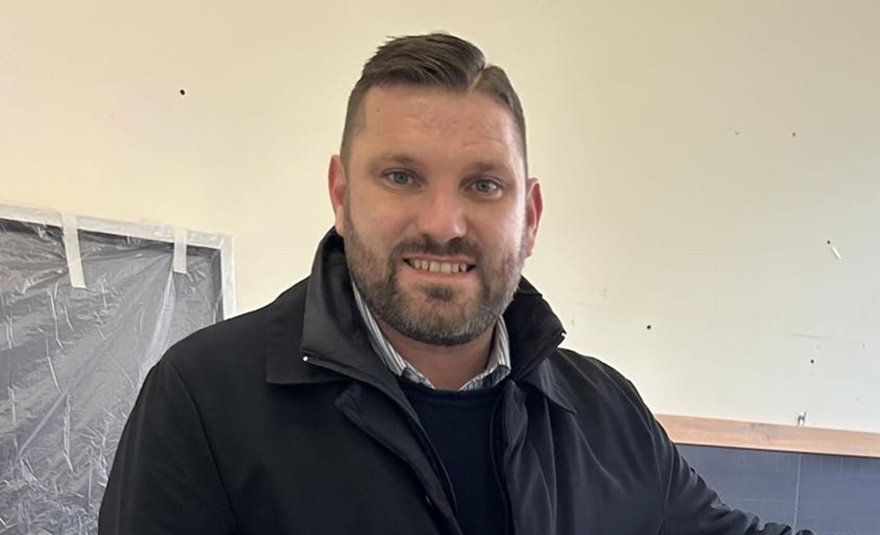 Scontro politico a Novara, il “caso De Grandis” approda in Prefettura