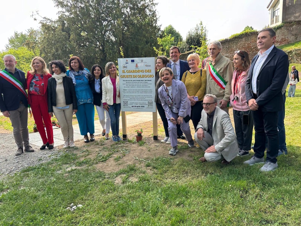 Oleggio, inaugurato il “Giardino dei Giusti” a Villa Troillet