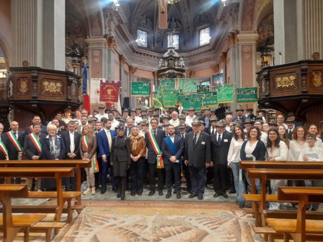Nasce il Gruppo Alpini di Cerano: “Non un punto di arrivo ma l’inizio di un viaggio”
