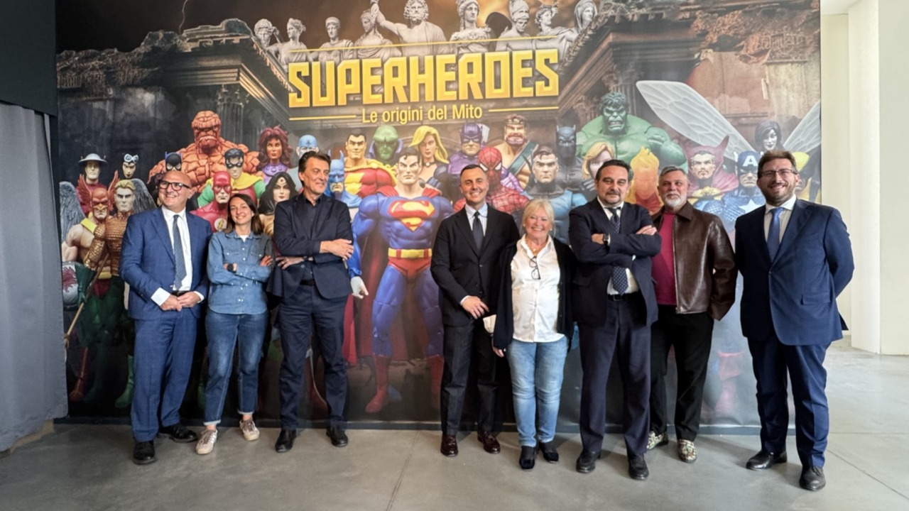 Al Castello di Novara la mostra “Superheroes”: viaggio tra miti antichi e fumetti