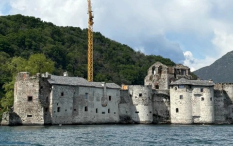 Castelli di Cannero, visita guidata per architetti tra restauri e innovazione