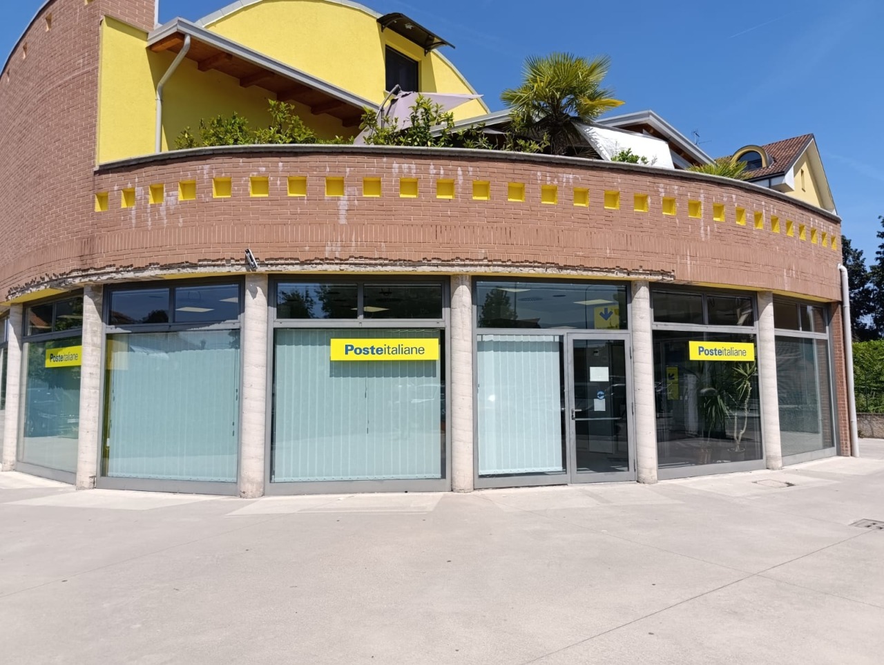 Apre la versione “Polis” dell’ufficio postale di Oleggio