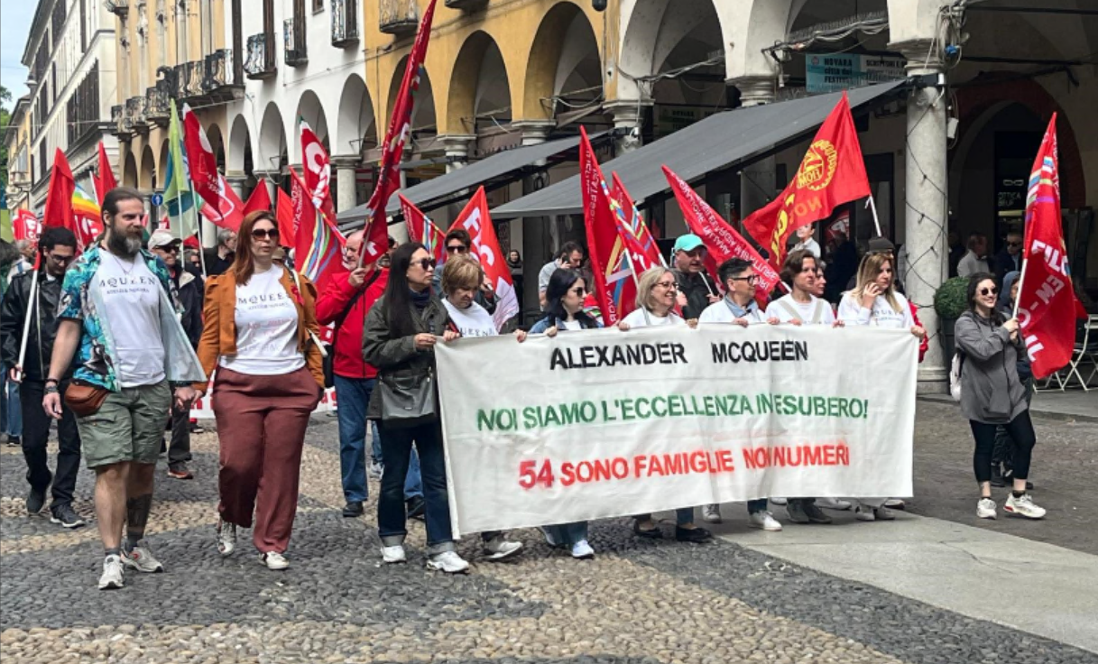 Novara, vertenza Alexander McQueen: amministrazione e gruppi consiliari chiedono tutele per i lavoratori