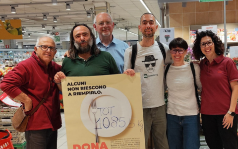 Ad Arona la campagna Dona la Spesa ha racolto oltre 1.000 kg di prodotti alimentari e beni di prima necessità