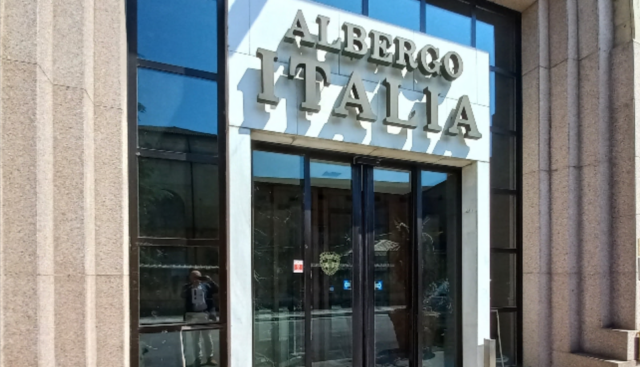 Abusivi e vandalismi all’ex Albergo Italia: pronti al blitz