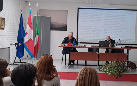 All’IC Boroli il convegno dedicato a Pietro Lombardo, il teologo novarese citato nella Commedia dantesca