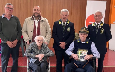 Novara festeggia i 100 anni di Giovanni Genestroni, storico volto della Guardia di Finanza