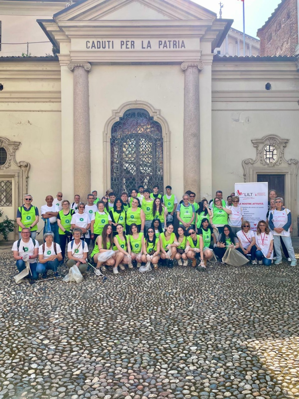 Novara, studenti e volontari ripuliscono l’Allea e il centro in vista della Giornata mondiale senza tabacco