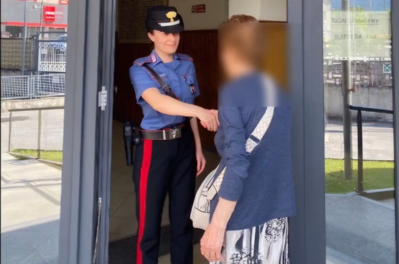 I carabinieri sventano truffa del finto carabiniere: due arresti in flagranza