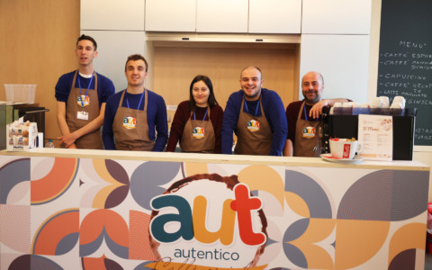 Novara, nasce “Caffè AUTentico”: il primo bar aziendale gestito da persone autistiche