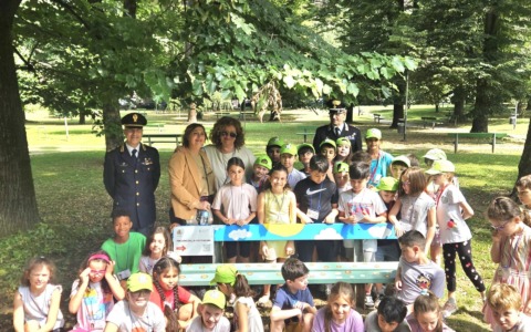 Inaugurate le “Panchine della Costituzione” a Novara
