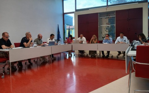 Castelletto, dietrofront della Giunta sull’area camper di via Varallo Pombia