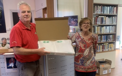 Consegnate 500 copertine alla biblioteca di Pisano da parte di Gioko Asd