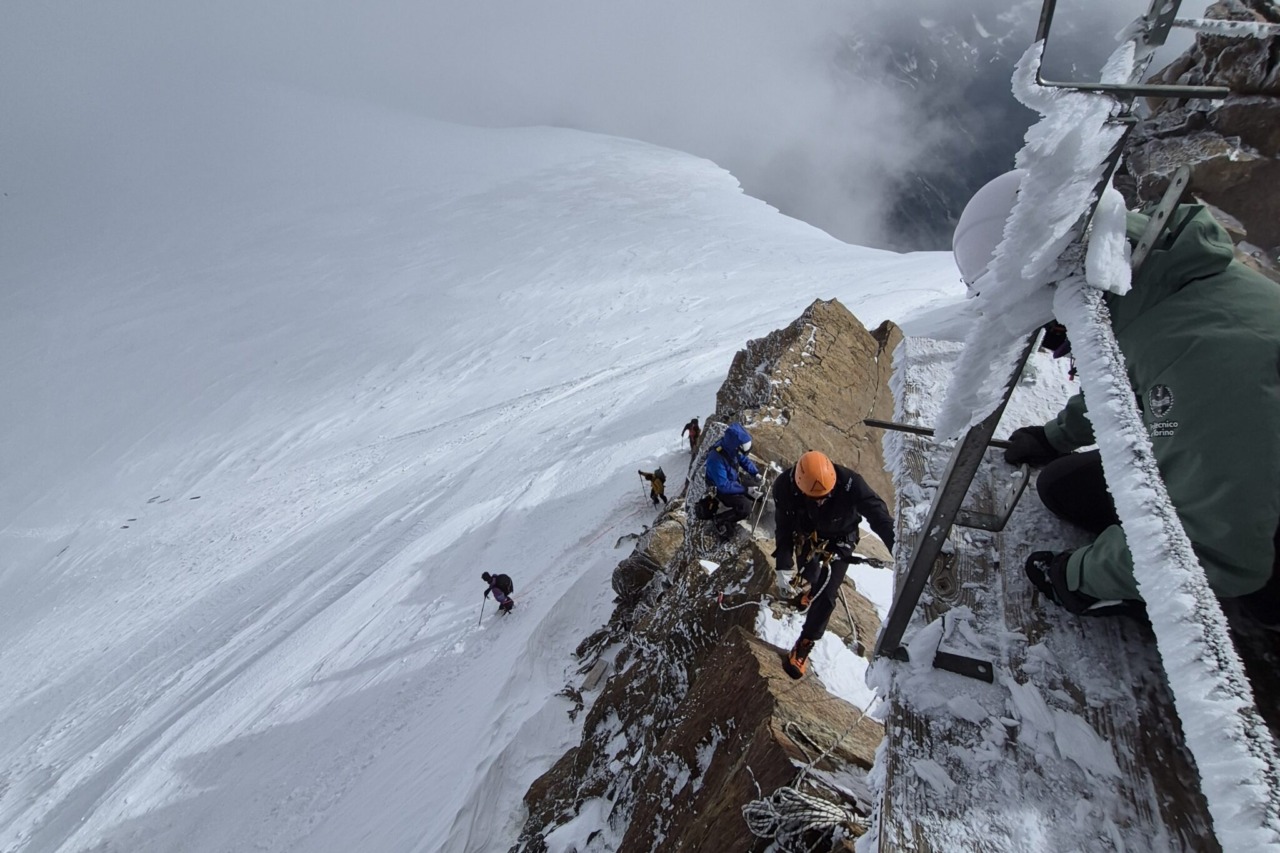Installata sul Monte Rosa la stazione Gps più alta del continente