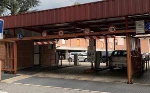 Riaperto il parcheggio di via Rosmini a Verbania: 328 posti a disposizione della città