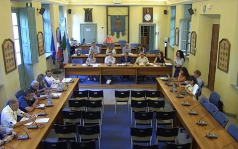 Provincia di Novara, bilancio in equilibrio: quasi un milione di euro in più per strade e scuole