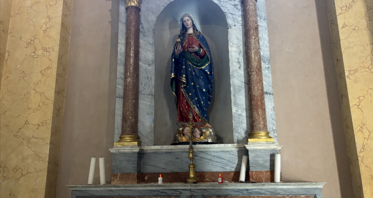 Furto nella chiesa di Cameri: rubati cinque candelieri dell’Ottocento