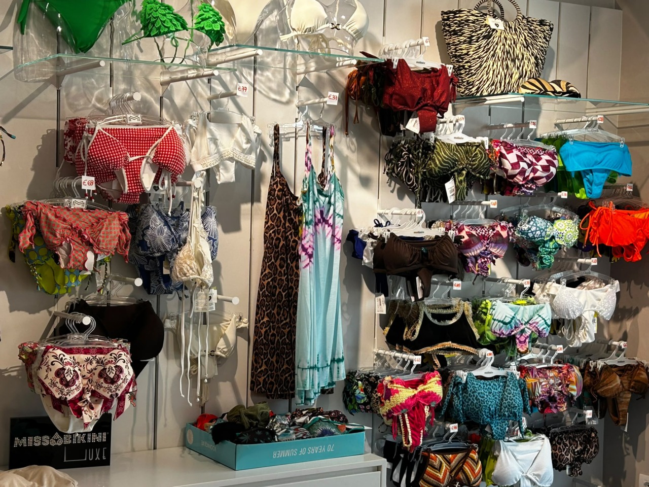 Papillon Fashion Store protagonista del Neon Village