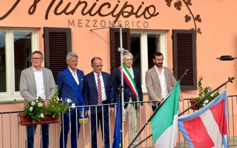 Mezzomerico inaugura il Municipio ampliato e la nuova biblioteca: conclusi i lavori da oltre 350 mila euro