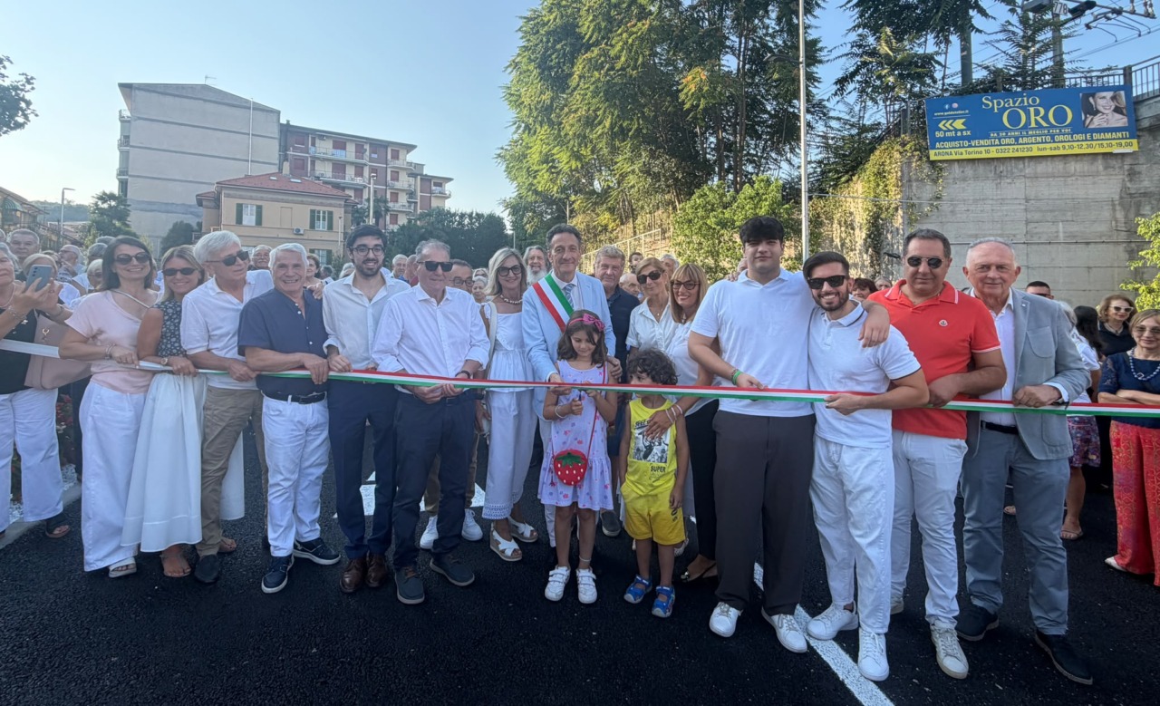 Arona inaugura Park Margherita: da area degradata a nuovo parcheggio pubblico con 52 posti auto