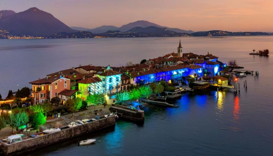 Incontro d’intesa tra il Distretto Turistico dei Laghi e i Comuni del Golfo Borromeo per la quarta edizione di “Isole di Luce”