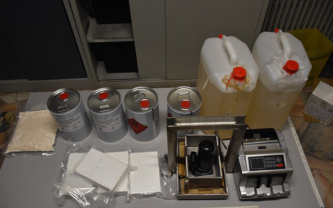 Cocaina nel Novarese: tre arresti e quasi 5 chili di droga pura sequestrati