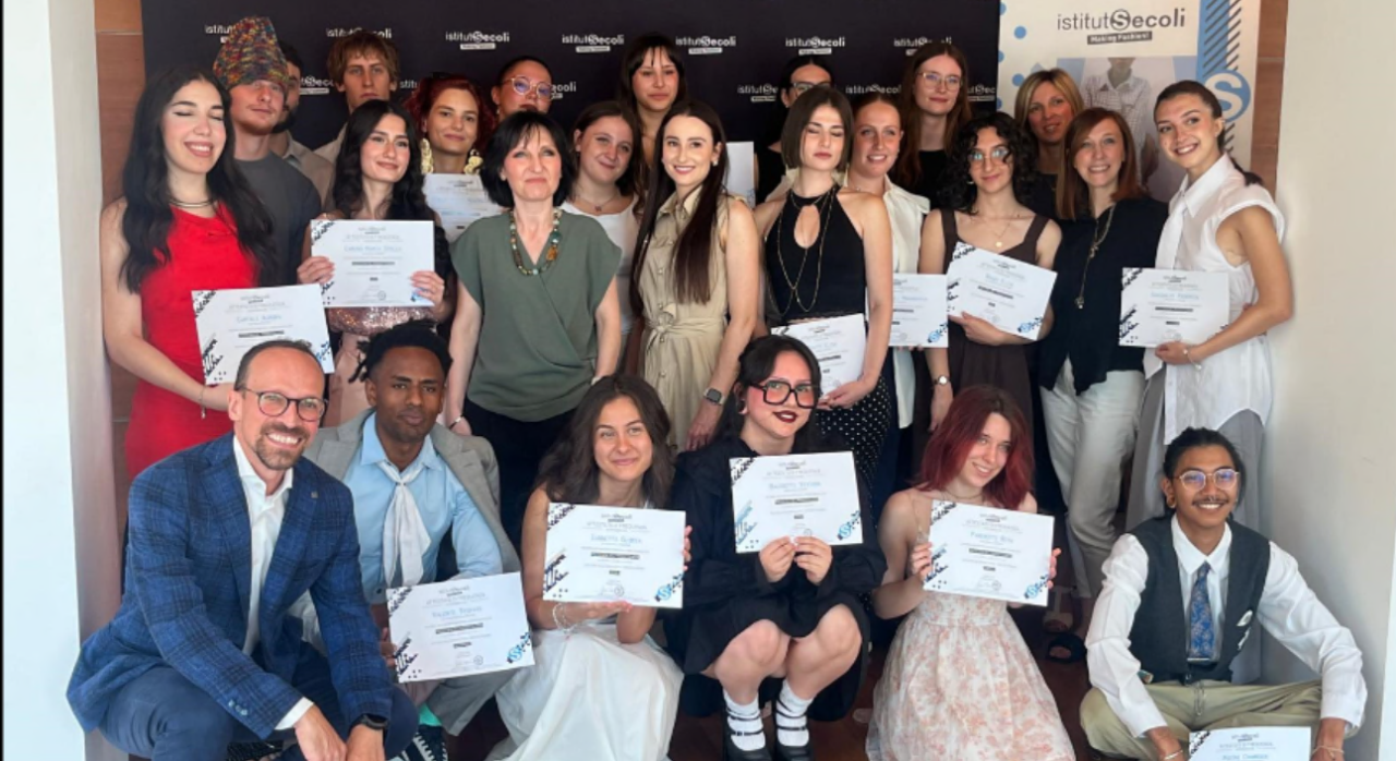 Dall’Istituto Secoli alle grandi firme della moda: 20 diplomati pronti per il tirocinio