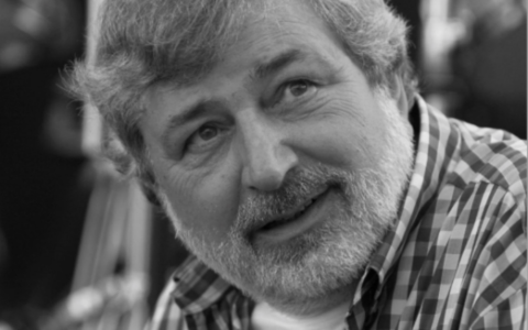 Addio Guccini, quando il “Maestrone” cantava a Novara e incontrava gli studenti in lotta