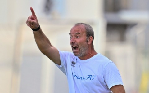 Il Novara si prepara al debutto ufficiale, Birindelli: «Dovremo ribattere colpo su colpo»