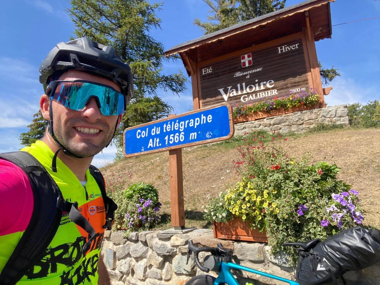 Da Carpignano alle Alpi francesi e ritorno: Davide Rinaldi percorre 507 chilometri in bici