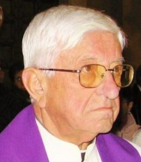 Addio a don Giuseppe Zanetta, storico parroco del Borgomanerese: aveva 95 anni
